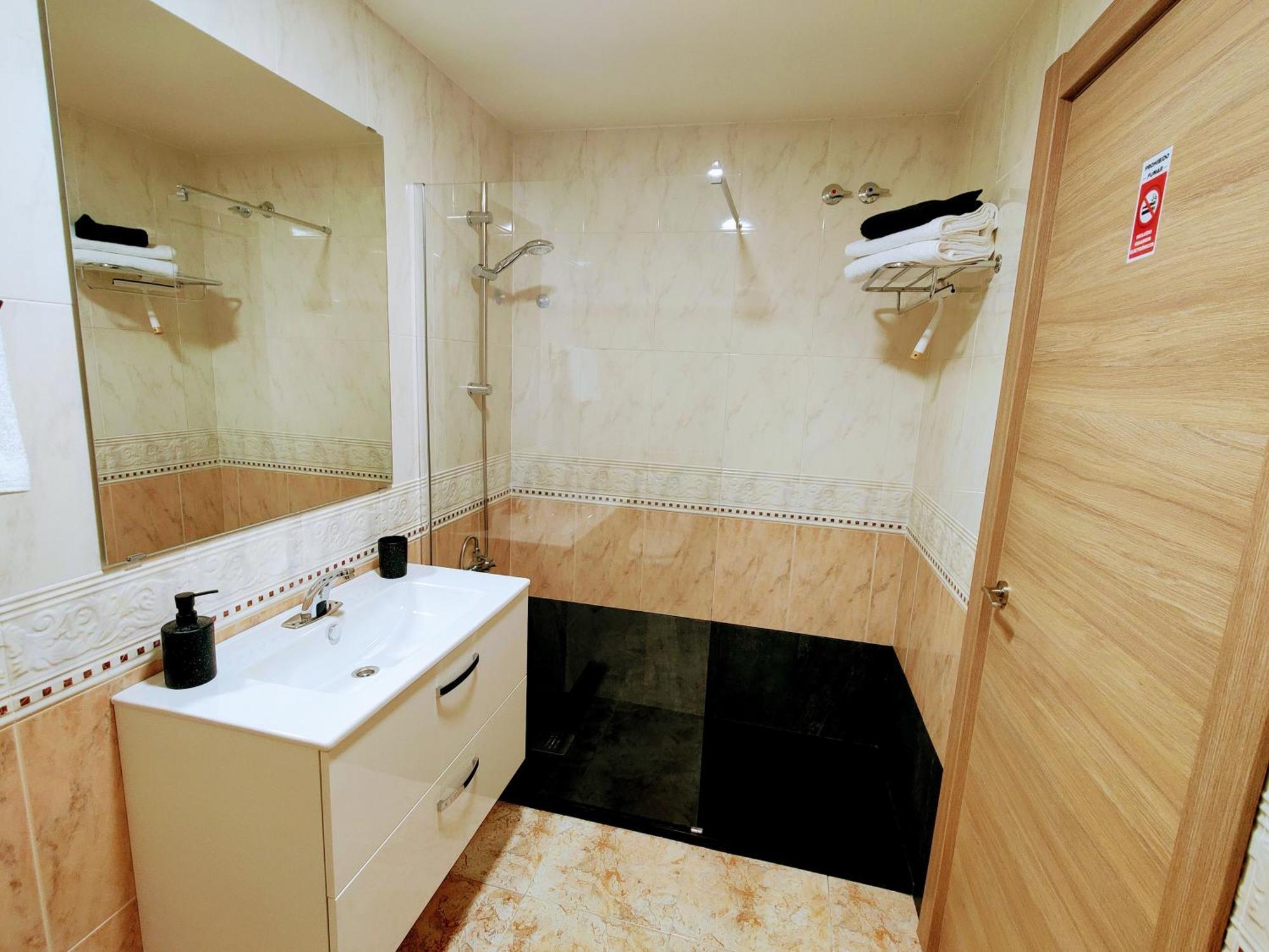 The Astrid Apartment Λορέτ Ντε Μαρ Εξωτερικό φωτογραφία